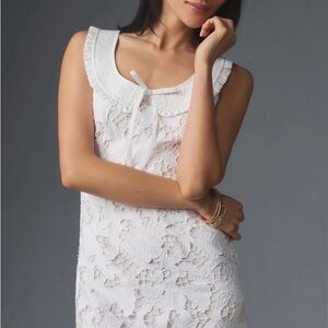 Chic White Lace Sleeveless Mini Dress